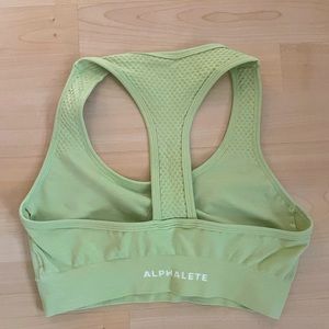 Alphalete sports bra M